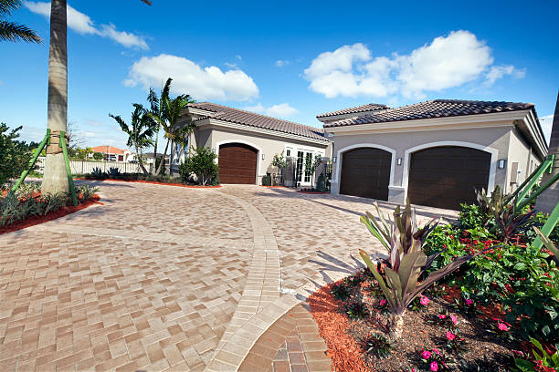 Best Professional Driveway Pavers  in West Simsbury, CT